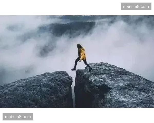 传统豪门负重前行：负分开局如何影响各队赛季目标与战术部署？