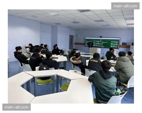 裁判内部会议纪要流出，强调对季后赛级别对抗的判罚尺度统一